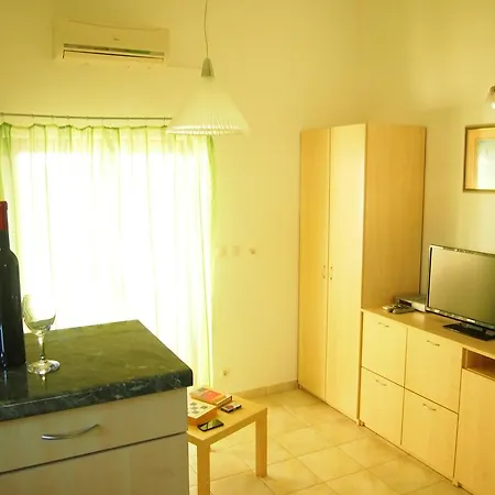 Bunari Apartments Tribalj Extérieur photo