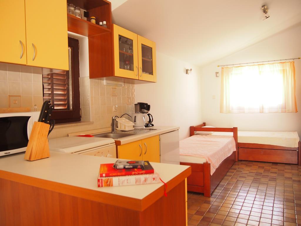 Apartment Bunari