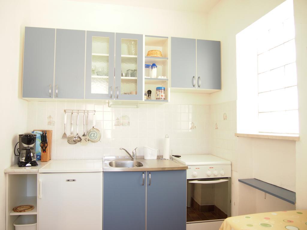 Bunari Apartment Tribunj (Sibenik-Knin)